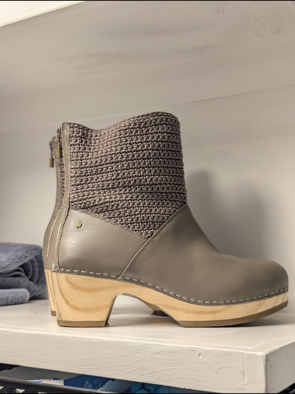 The Sak Paloma Crochet Knit Leather Wood Clog Boots Grey Size 11 EUC